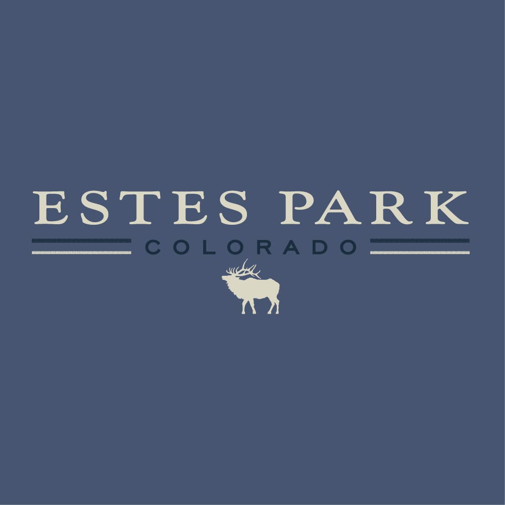 Cowboy Elk Emb. Crewneck